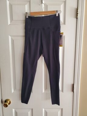 NWT Danskin Womens High Rise Brushed Legging Size S Black Salt